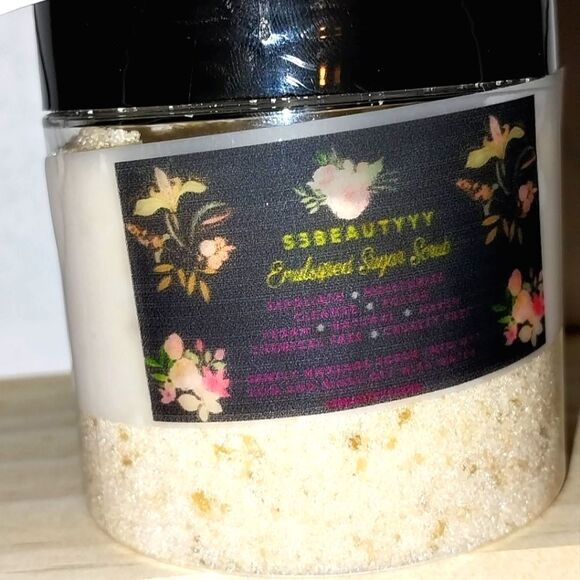 Hand crafted Vanilla Brown sugar emulsified sugar scrub 6oz - Picture 1 of 10